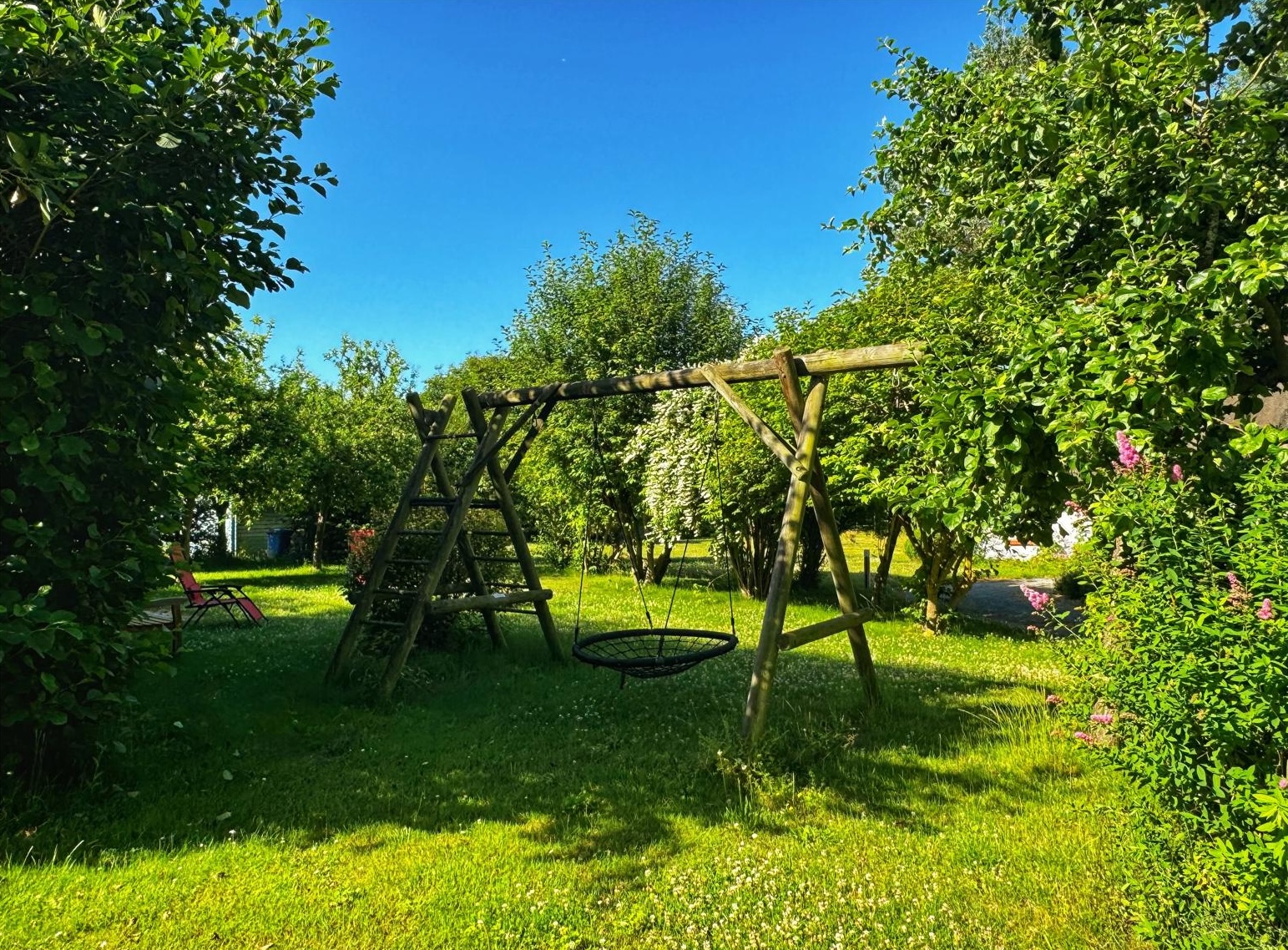 Schaukel im Garten